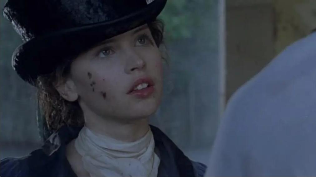 菲丽希缇琼斯好莱坞宠儿,菲丽希缇琼斯与艾丽西亚维坎德