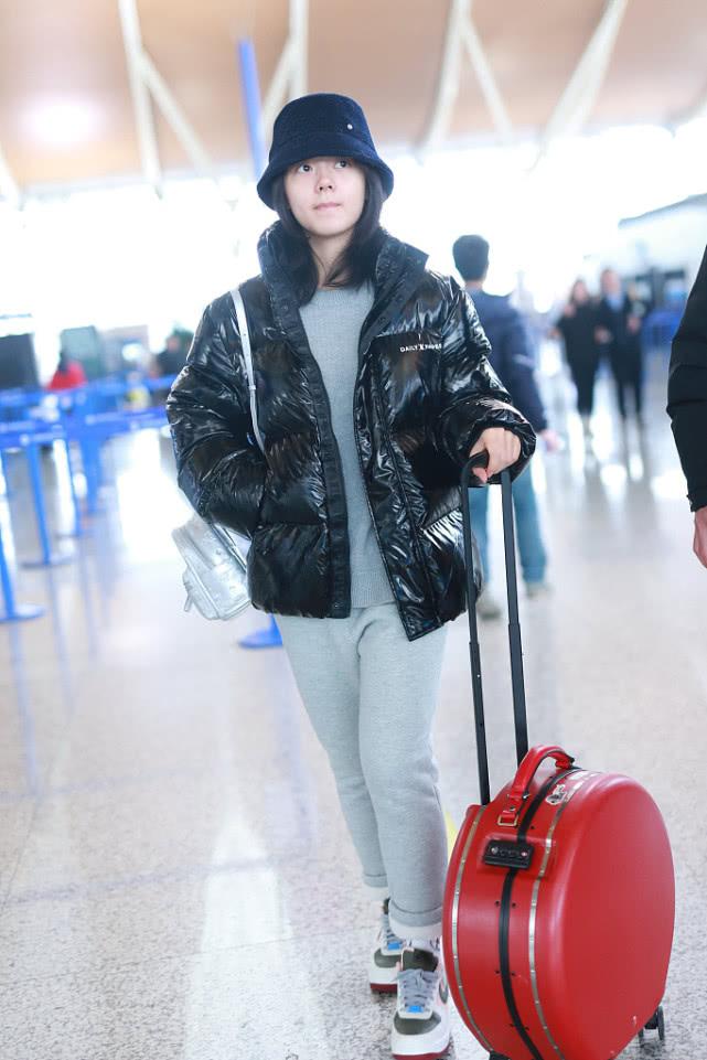 赵今麦夏季穿衣风格,赵今麦穿搭遮阳帽