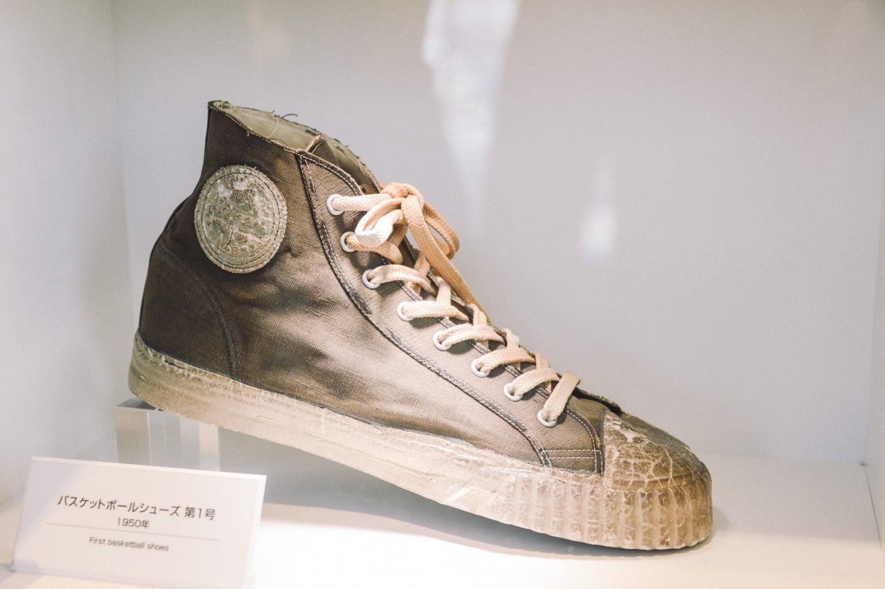 耐克阿甘是假货吗,耐克比较火的跑鞋