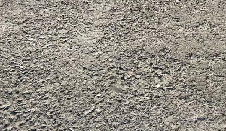 德国人贴瓷砖用瓷砖胶，中国师傅多数用水泥砂浆，到底哪种更好？