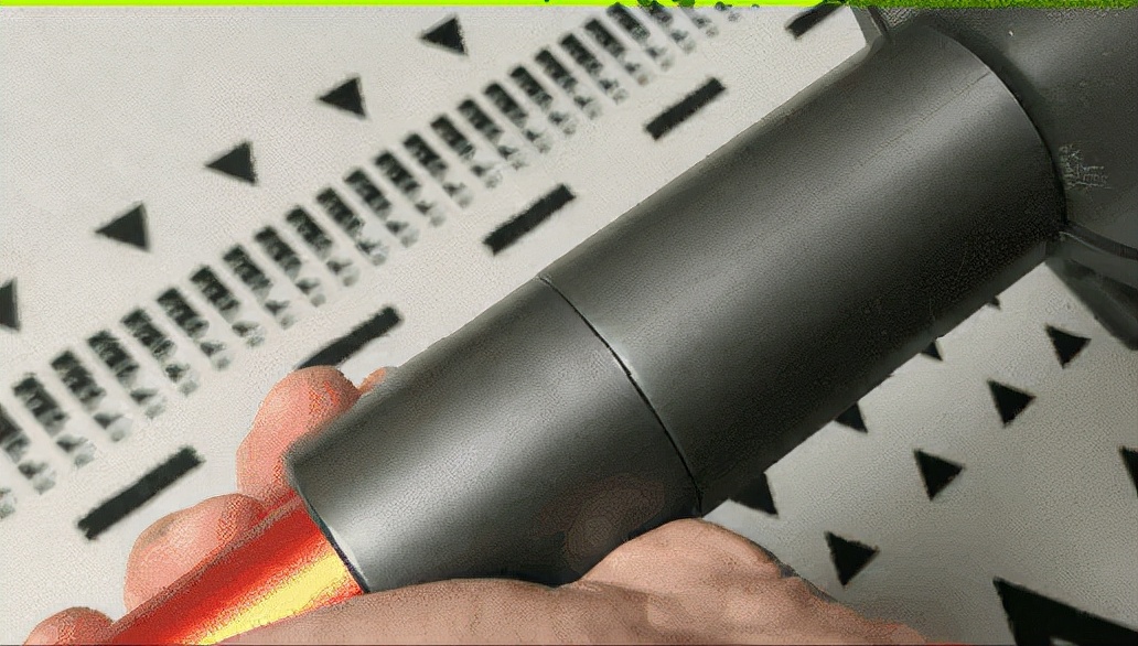 顺造Z11Max吸拖版“主动断发”吸尘器值得买吗？（附：戴森对比）