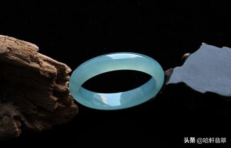 翡翠玉石变现容易吗,翡翠回收变现成功案例