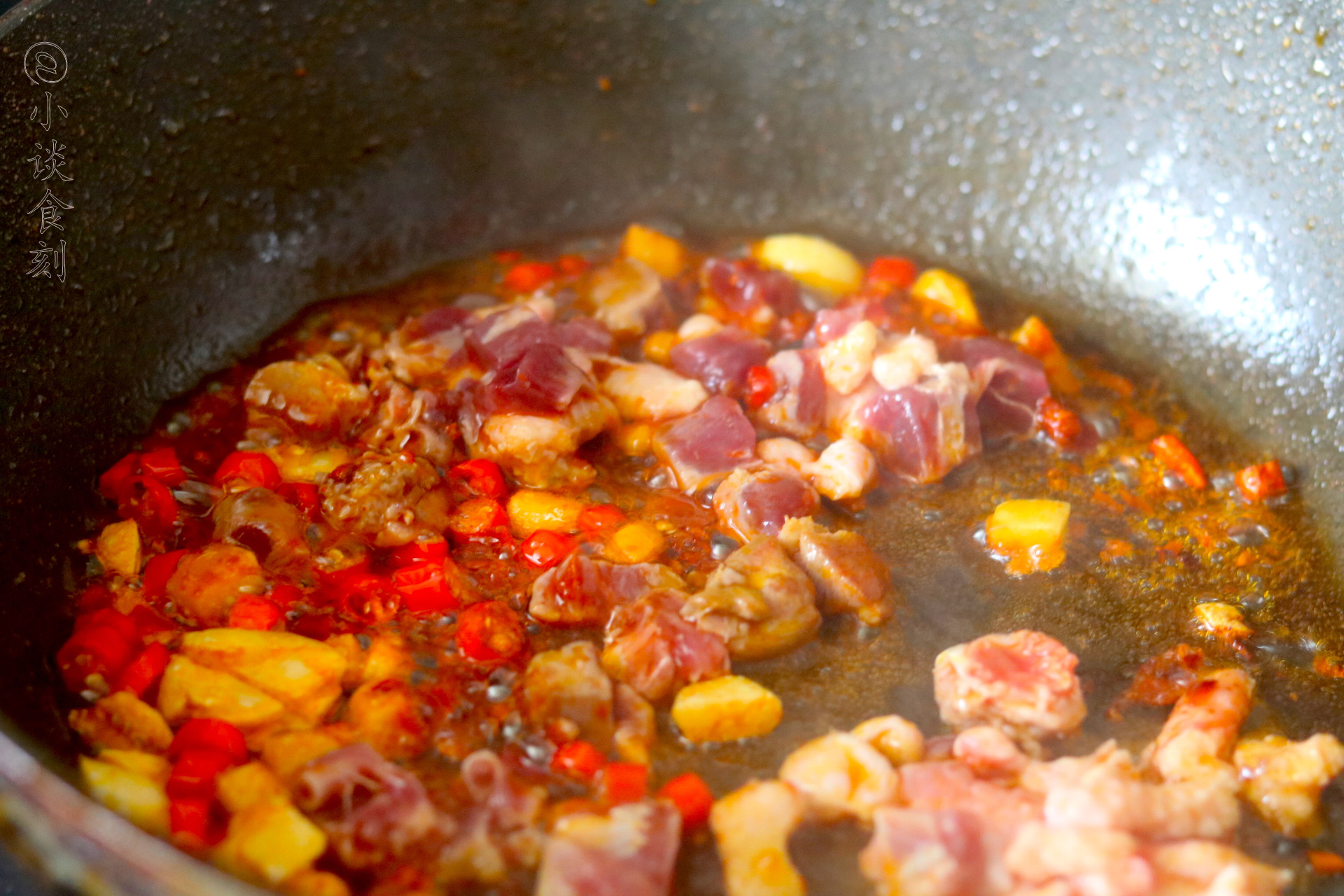 鸭肉怎样炒得不老嫩而且入味,炒鸭子焯完水了怎么做