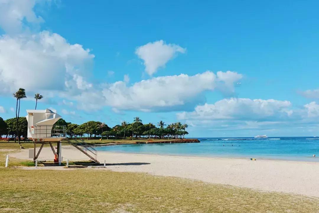 在吸引村上春树买房养老的海岛呆3天，马代帕劳在我心里降到第二