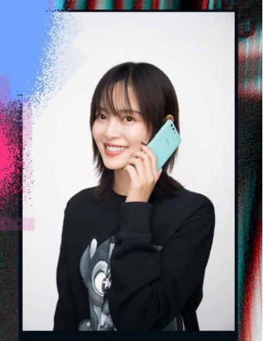 这件卫衣让你整个冬季走路带风,杨超越、宋祖儿都被种草了