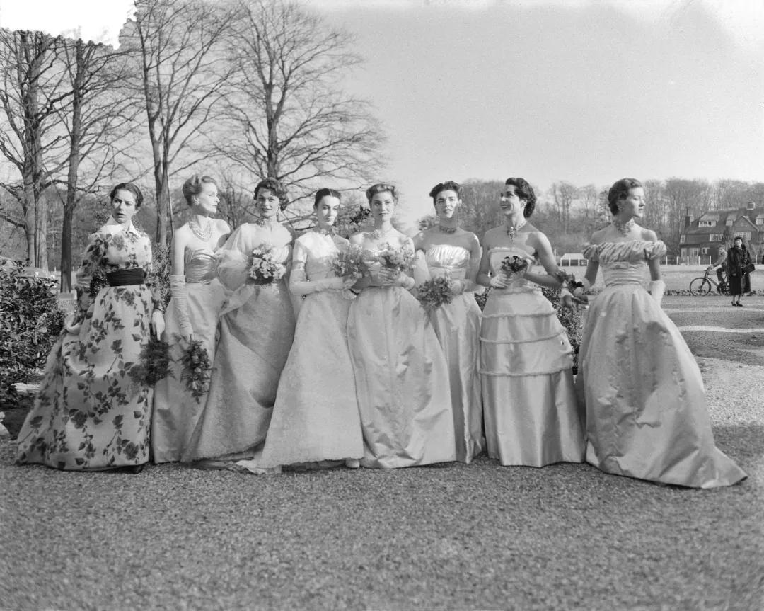 这位香奈儿的死对头，迪奥先生齐名，打造出最原汁原味的法式优雅