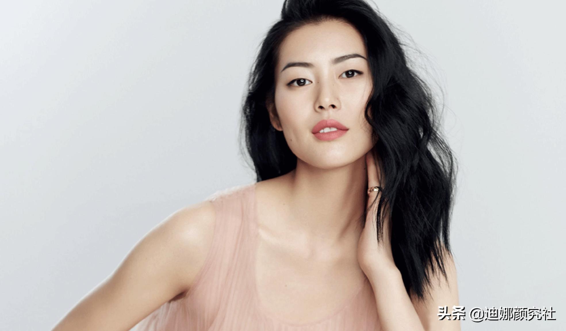 还不练起来？眼型独特，眼波流转，这样的眼睛谁不爱