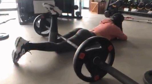 抖音臀腿挑战,抖音最火身材摆锤