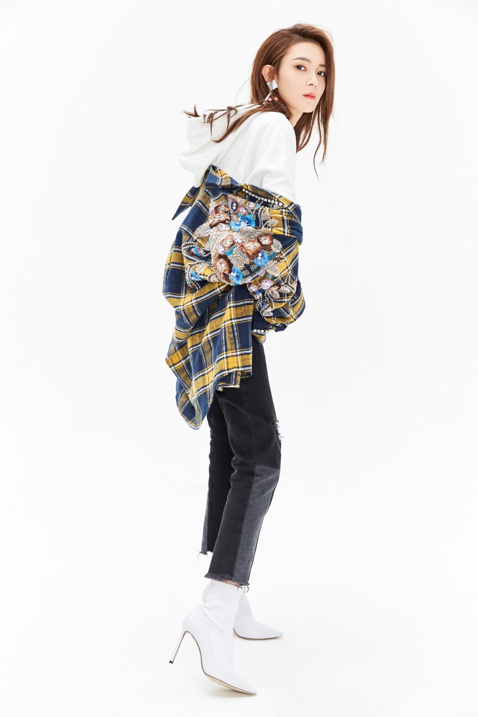 夏季最in度假风穿搭简单又时髦,夏威夷风穿搭