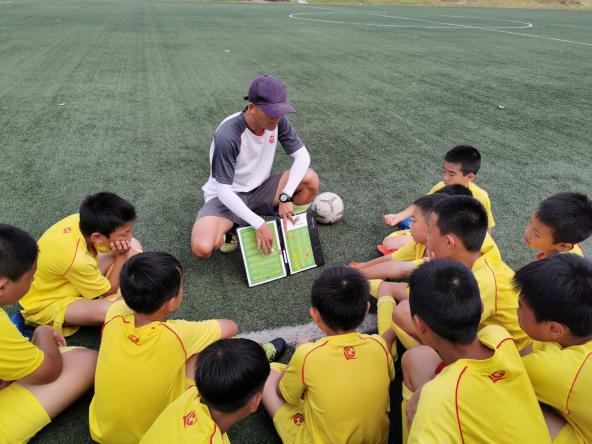 广州恒大暑假足球集训营,广州恒大足球夏令营