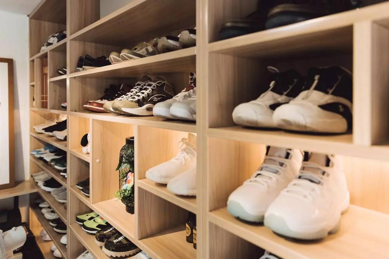 李宁鞋子炒到多少钱一双,李宁天价鞋是李宁在炒吗