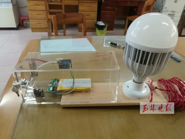 防拐脚神器,儿童防拐神器可以弄在鞋子上的