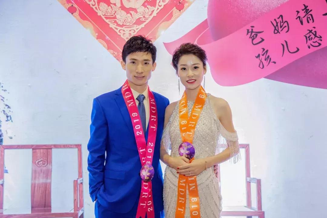 值得一看！保险精英访谈——百万夫妻档路静郑海菊谈保险事业