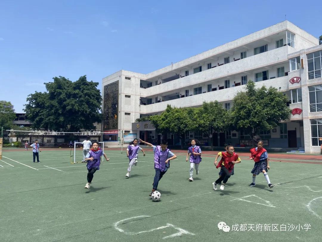 足球联赛暨校园足球,足球转动梦想