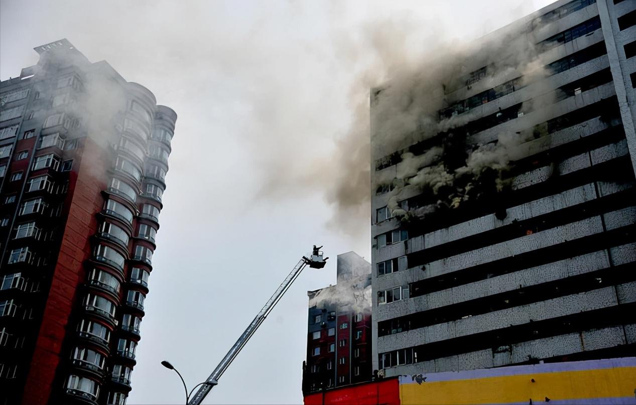 住高层的亲身感受,高层住宅到底能住多久