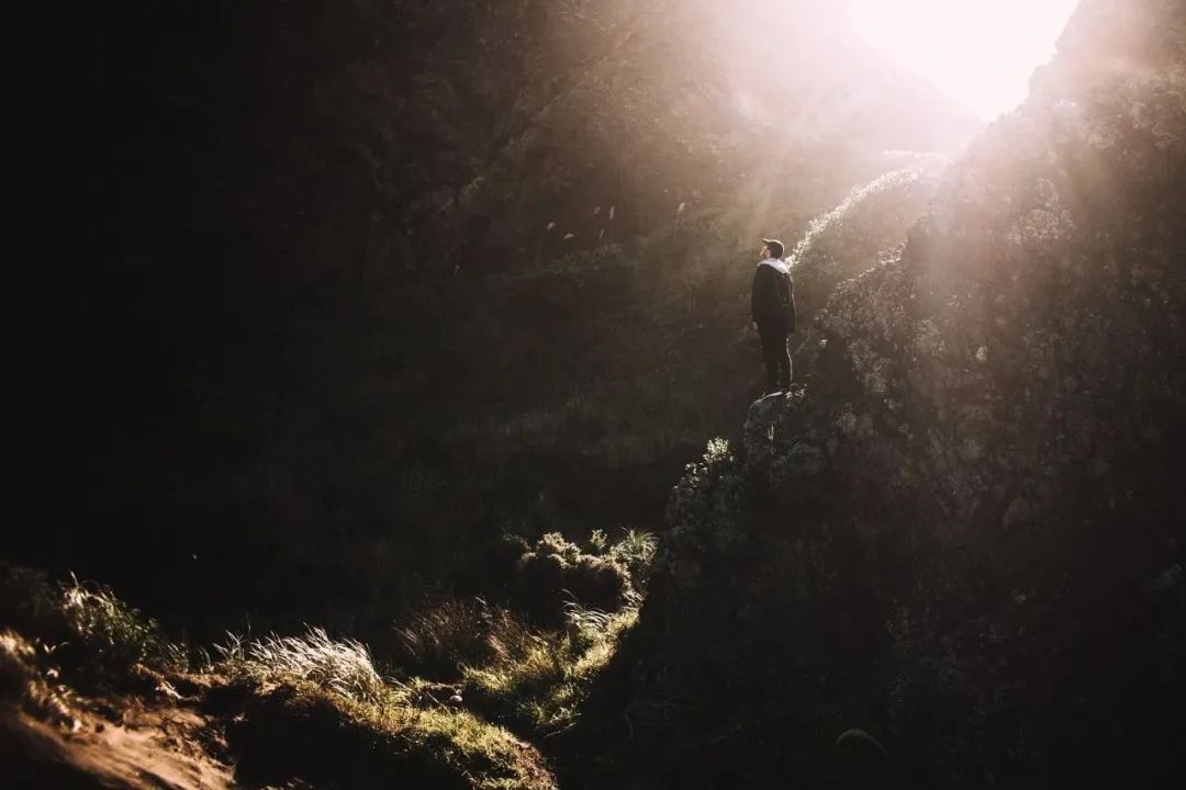 被人欺负时，最有力的回击，不是翻脸，而是以下几种方式