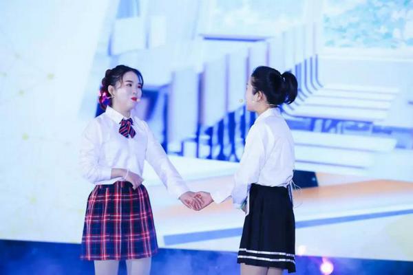 「年会回顾」“同心同行筑梦远航”麦丰装饰2020年度盛典