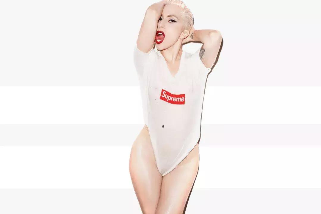 一份报纸200块，一块板砖卖6000？Supreme凭什么这么火？