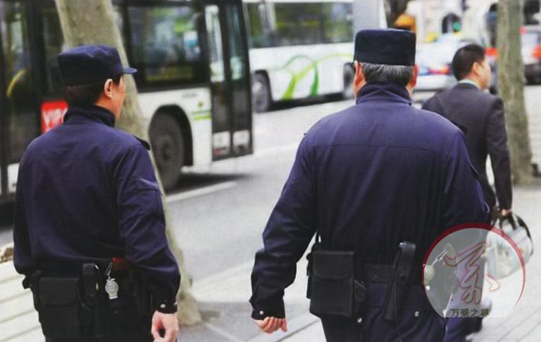 如何应对犯罪分子，21世纪以来中国警察*器武**装备的缺陷与问题