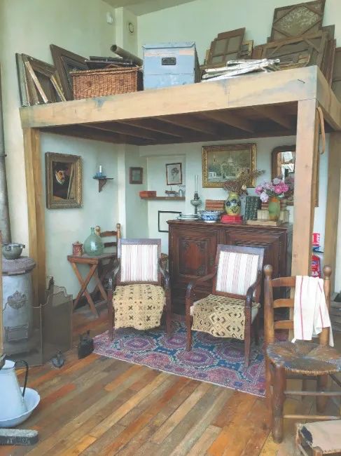 一画一赏R10|我是画家,是母亲,我是瓦拉东