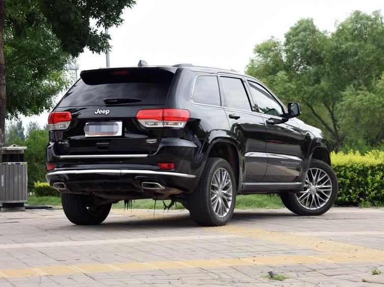 开Jeep大切诺基有档次吗？车主：分享5个月真实用车情况