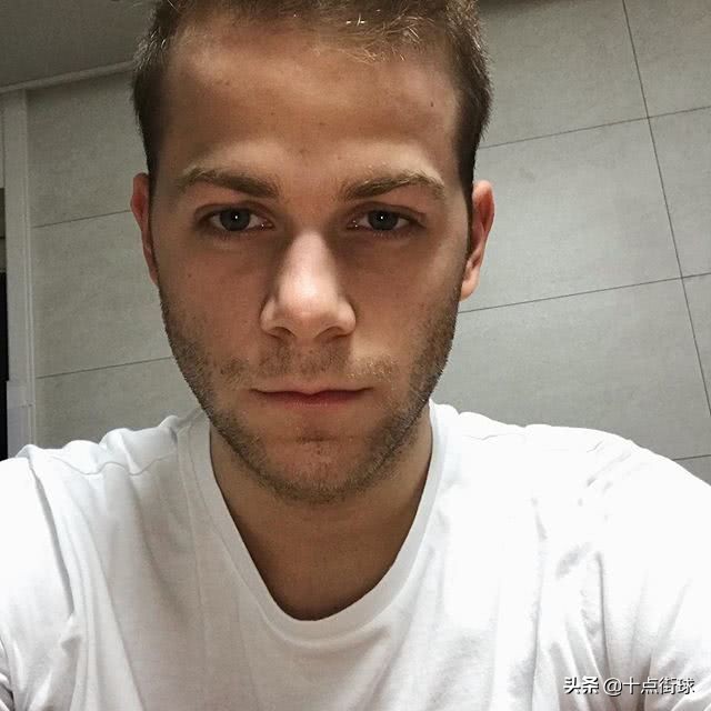 匈牙利名将获释后否认性骚扰：我只是碰了她臀部，而且她已满18岁