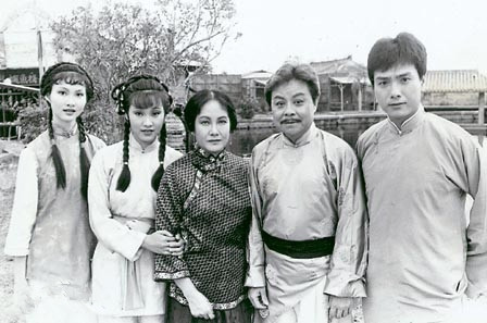 香港电影老戏骨名单大全,香港电影中的十大老演员