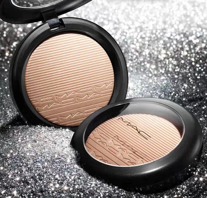 看得到山根的鼻子怎么画修容,鼻侧影高光怎么画好看