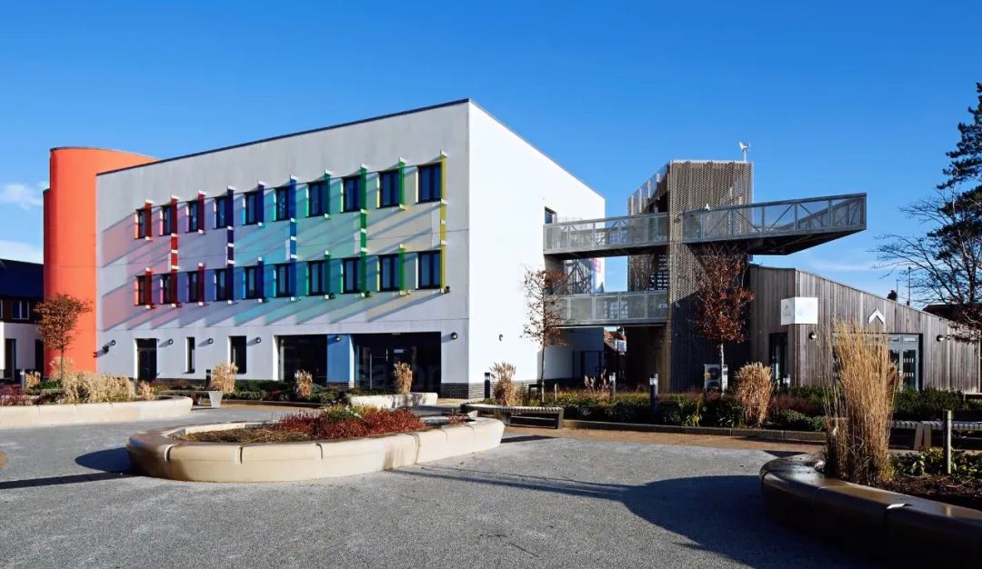 MET布莱顿城市学院