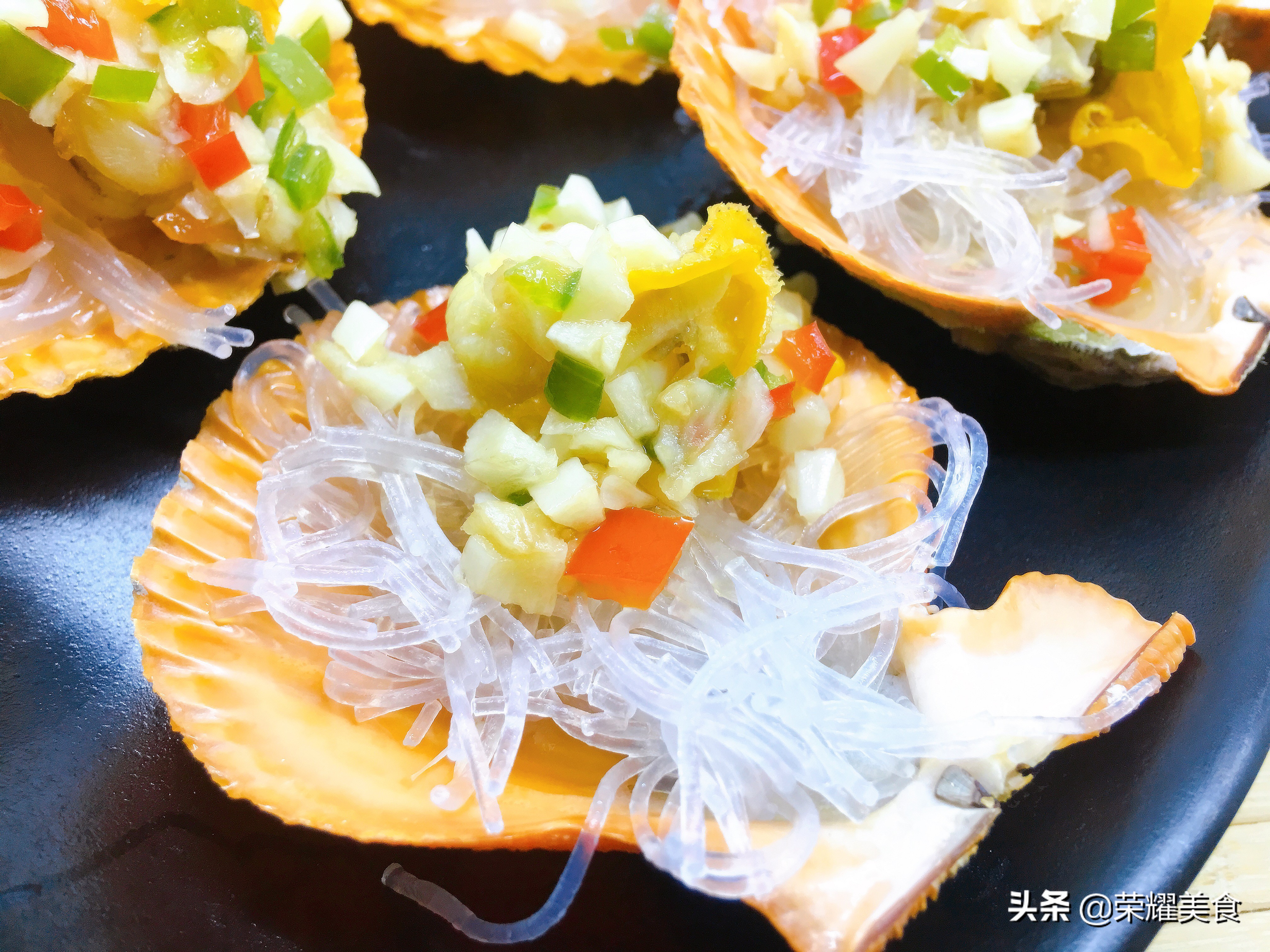 蒜蓉蒸扇贝的正宗做法,蒜蓉蒸扇贝的家常做法