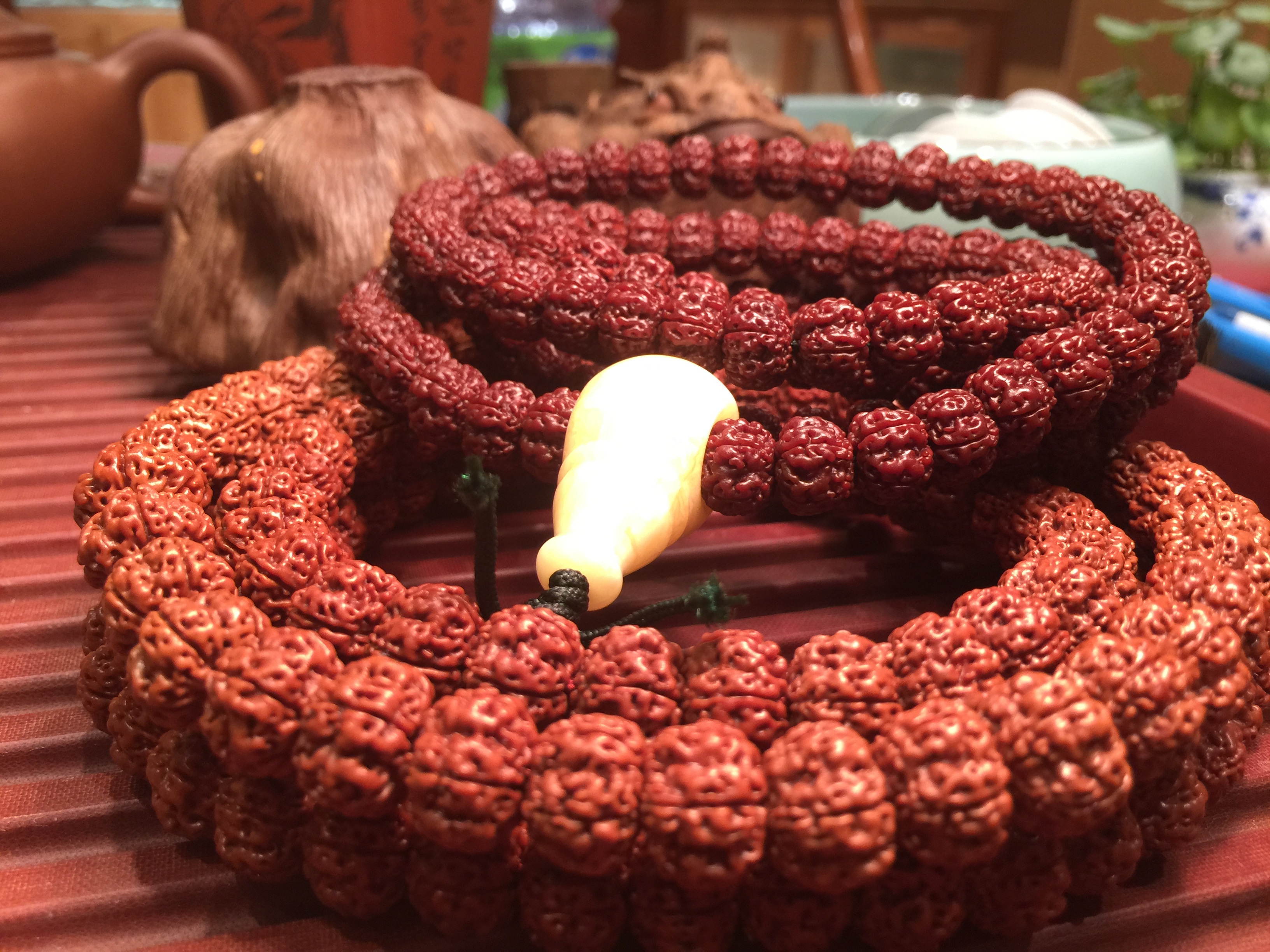 什么纹路的小金刚菩提子值得盘玩,金刚菩提18mm的还是22mm的好