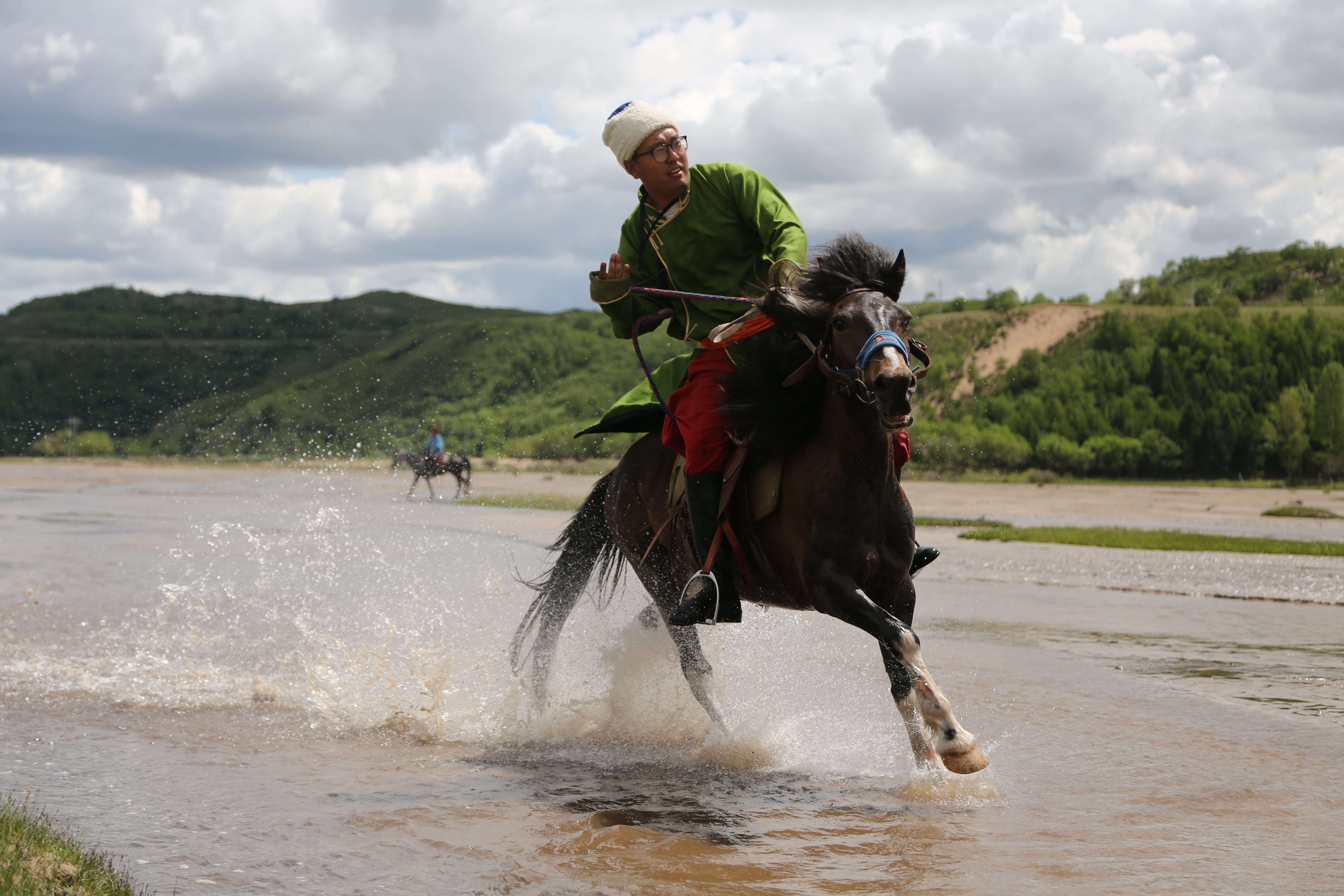 马背之旅旅游攻略,马背之旅旅游视频