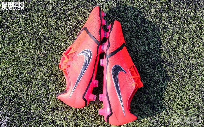 鑰愬厠phantomvenomag,nikehypervenomphantom娴嬭瘎