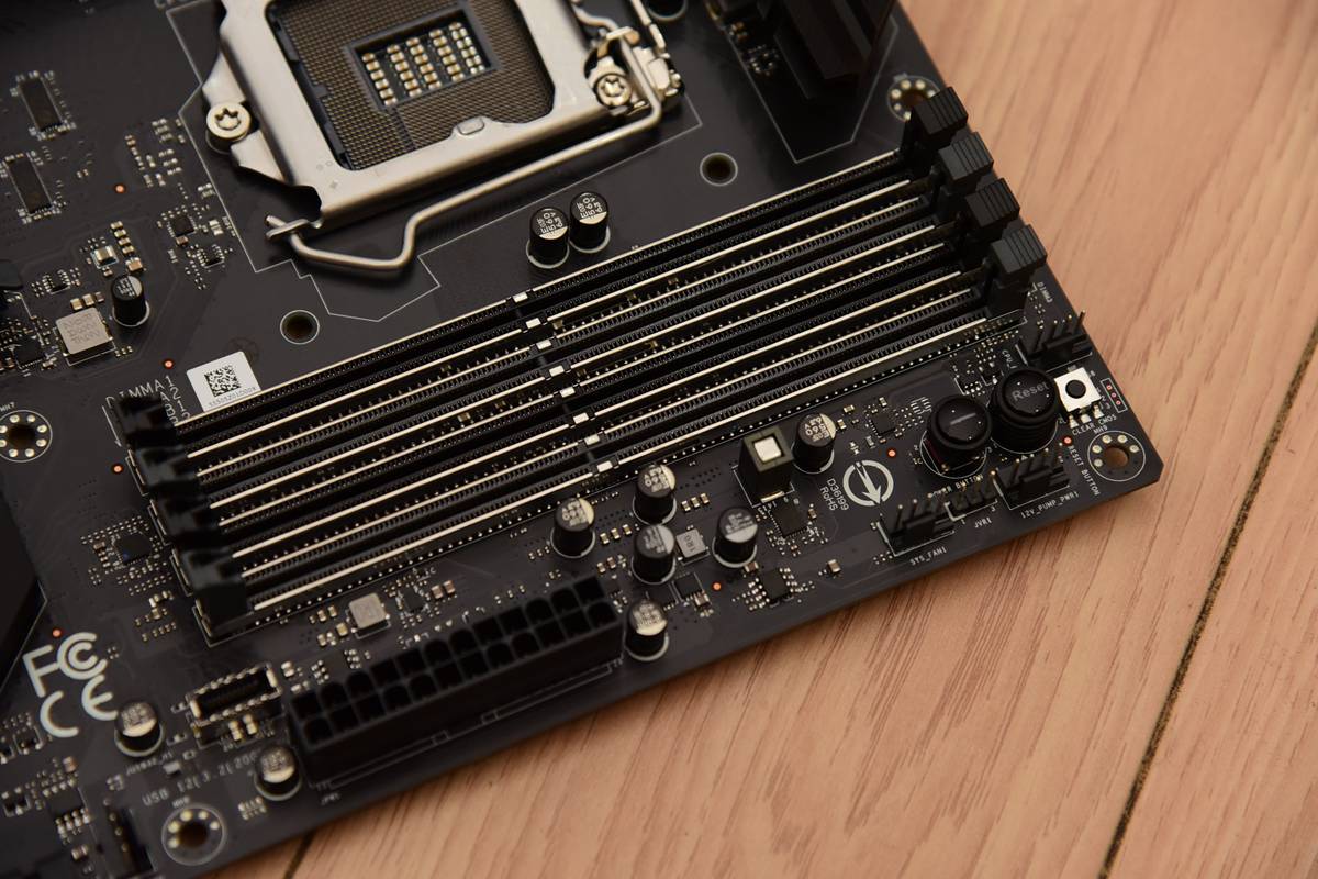 提升7700k单核性能,核显hd750和uhd750哪个好