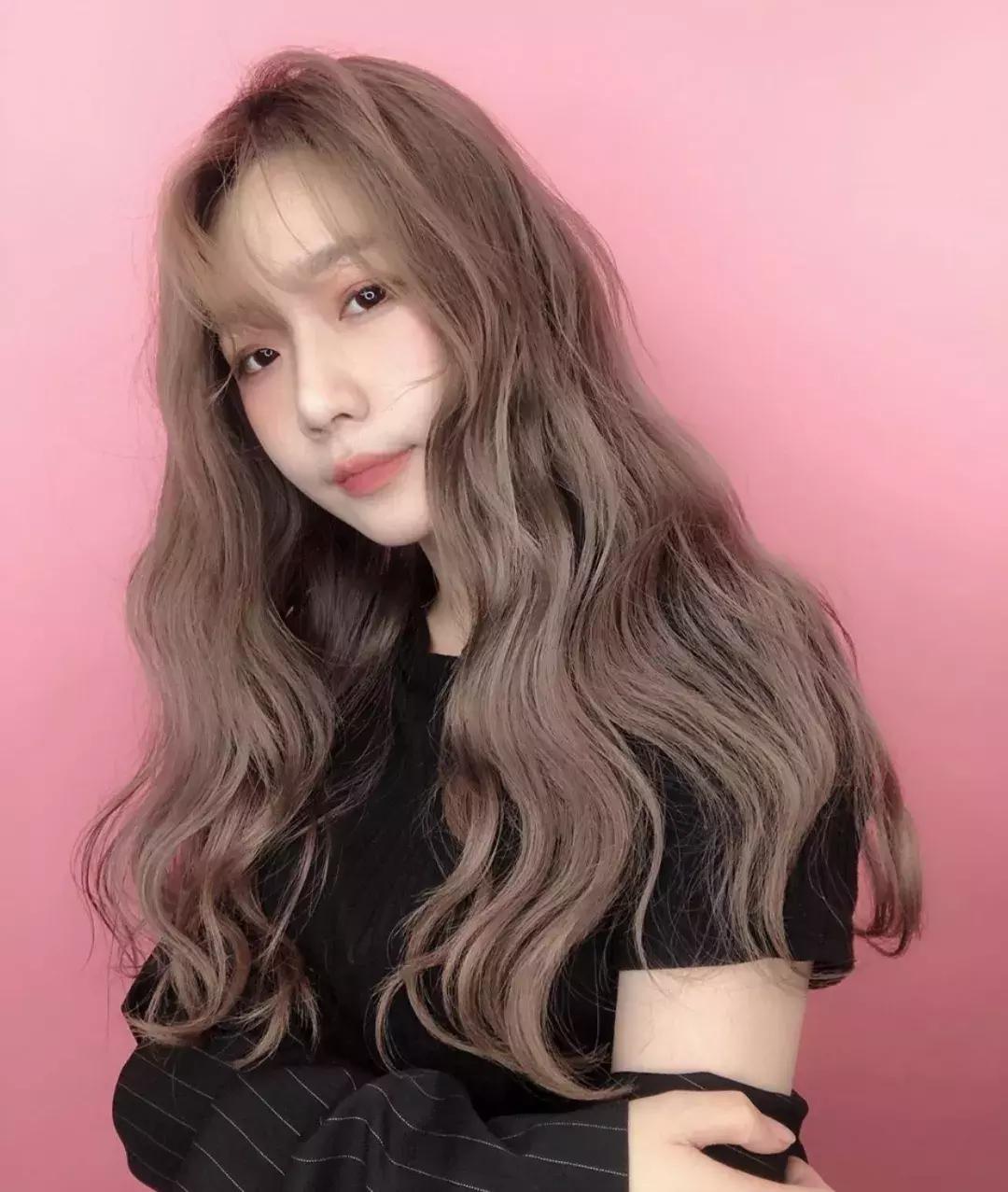 根据脸型设计发型大脸适合的发型,适合大脸圆脸方脸修饰脸型的短发