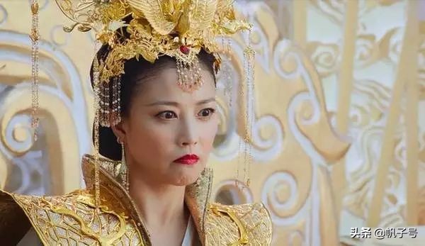 两个“最美周芷若”：美人的中年危机总是来得更猛烈一些