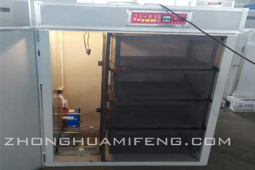 蜜蜂箱的温度一般是多高,蜜蜂孵化温度是多少度