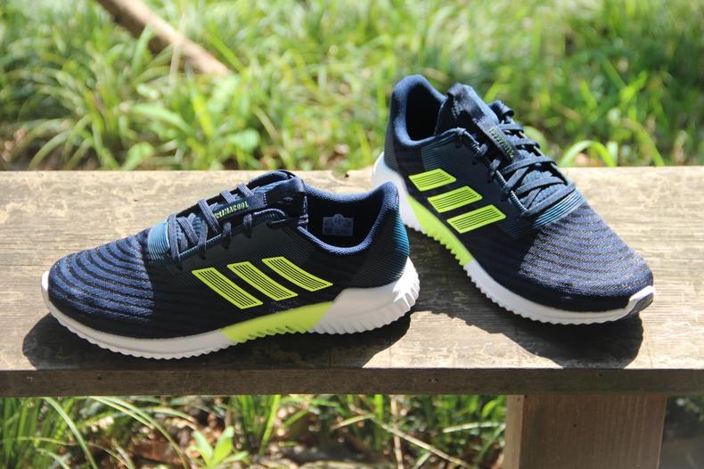 阿迪达斯清风跑鞋发黄怎么处理,阿迪达斯清风跑鞋eg1122