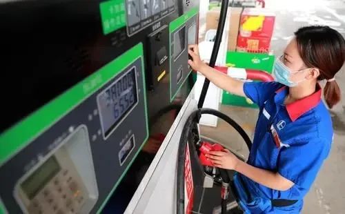 汽车太久没开打不着火怎么办,混动汽车多久不开就打不着火了