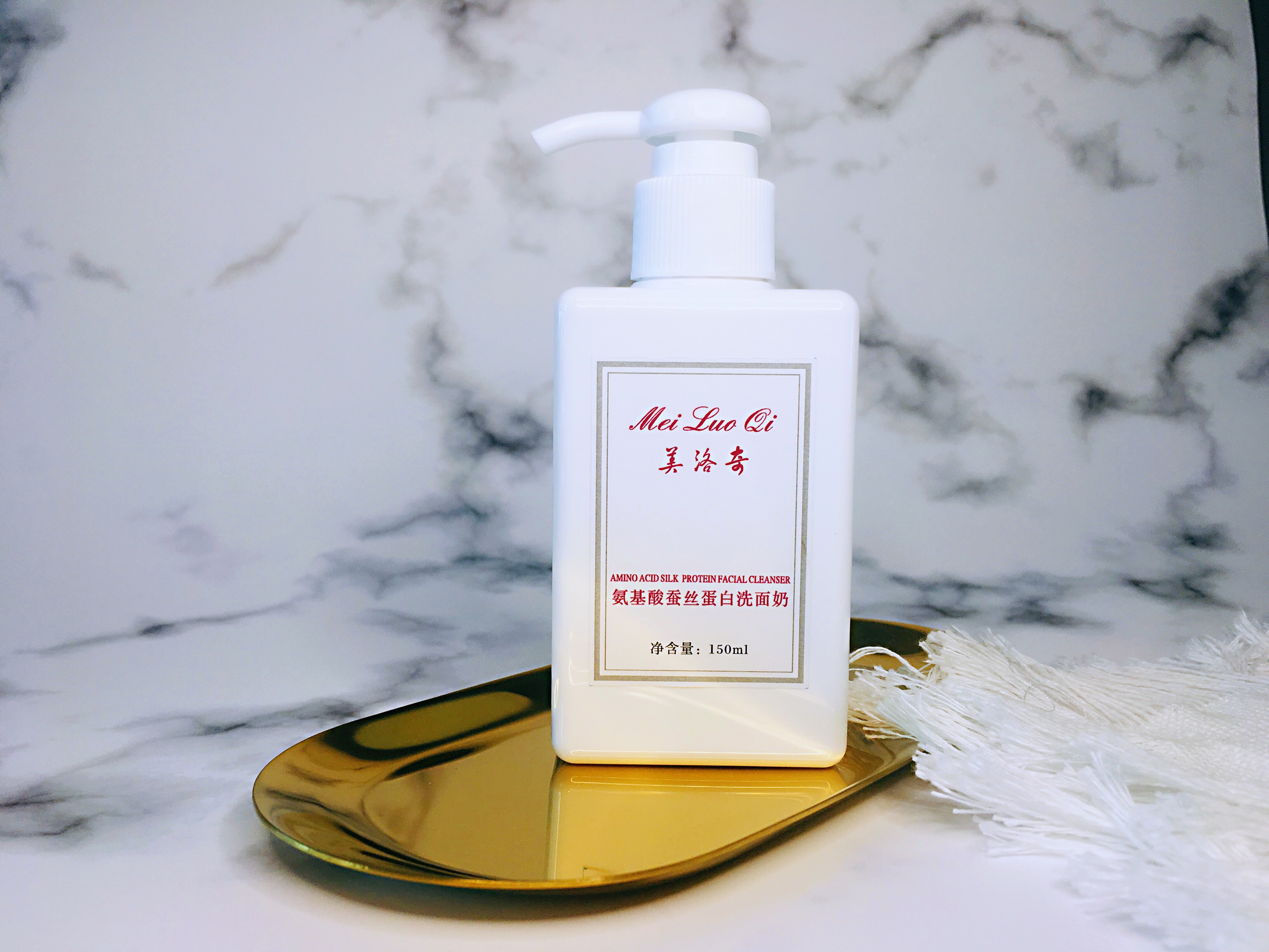 油痘肌温和的氨基酸洗面奶推荐,mistine氨基酸洗面奶敏感肌能用吗