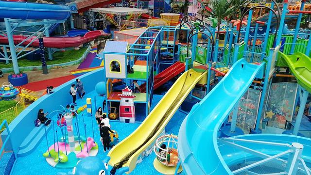 开一家室内儿童游乐园多少钱啊,开一家儿童游乐园赚钱吗