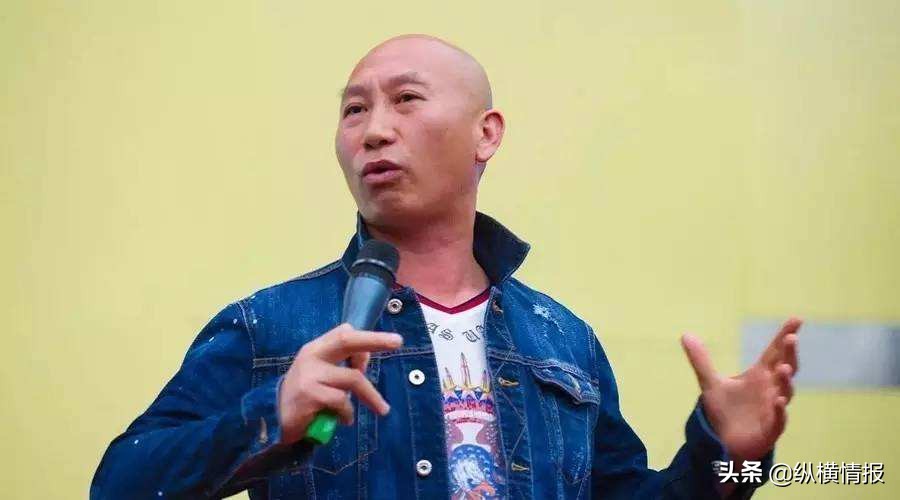 鸭货界第一品牌诞生，服务员偷学手艺，创业反超周黑鸭，坐拥百亿