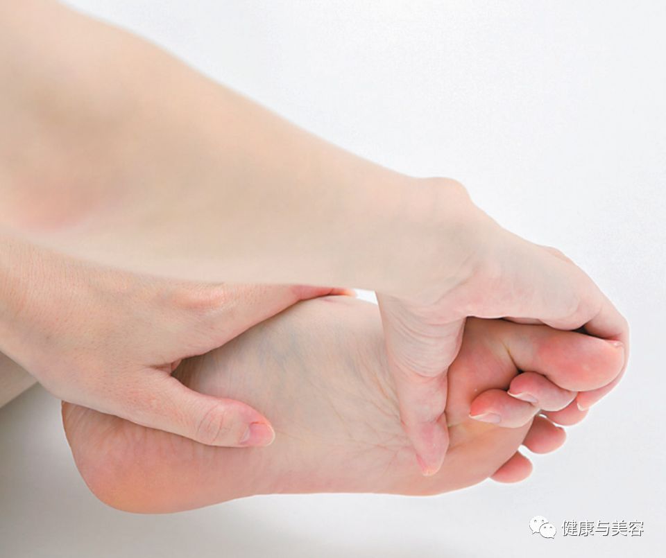 黄晓明谈身高被攻击,黄晓明的脚是如何康复的