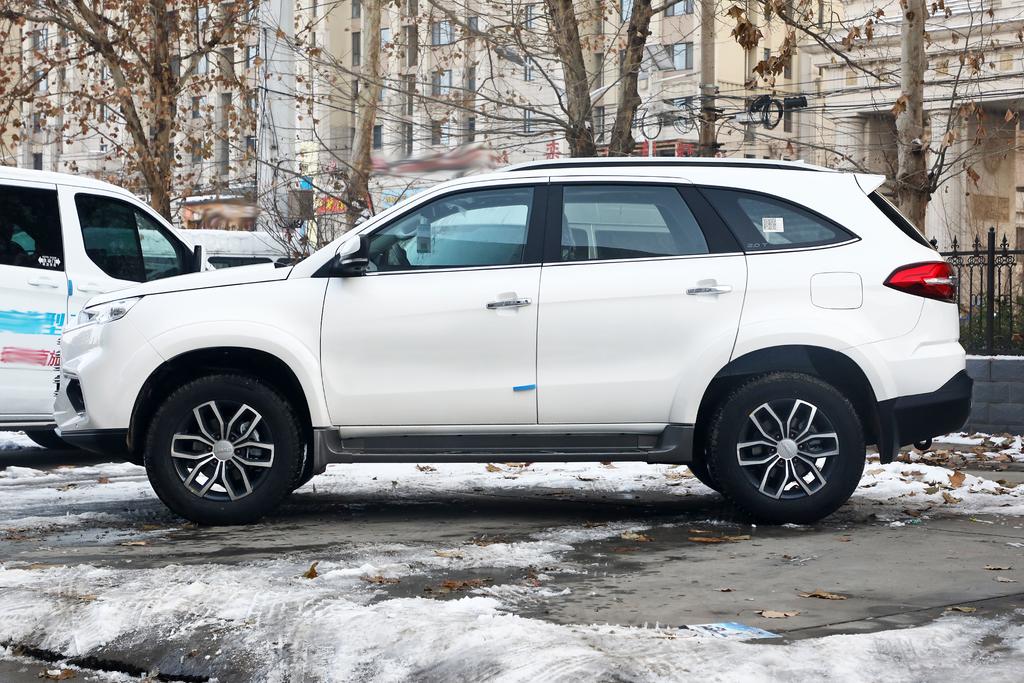 新款江铃驭胜s350柴油版v6发动机,全新驭胜s350柴油2.0t发动机