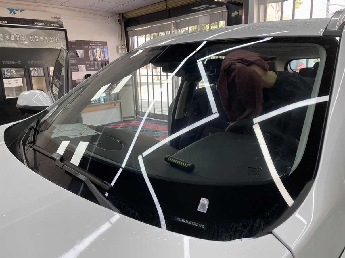 哈弗h6运动版车顶贴膜,哈弗h6的全景天窗有必要贴膜吗