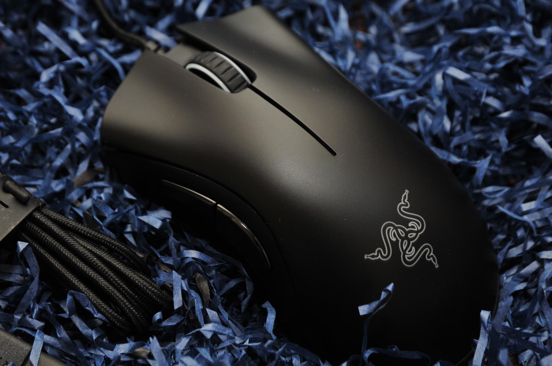 雷蛇炼狱蝰蛇v2pro专业版无线鼠标,雷蛇炼狱蝰蛇V3pro专业版无线鼠标