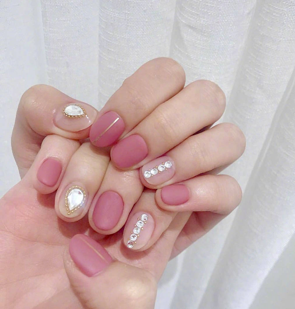 仙气十足的透明美甲,赶走夏日炎热怎能少得了它