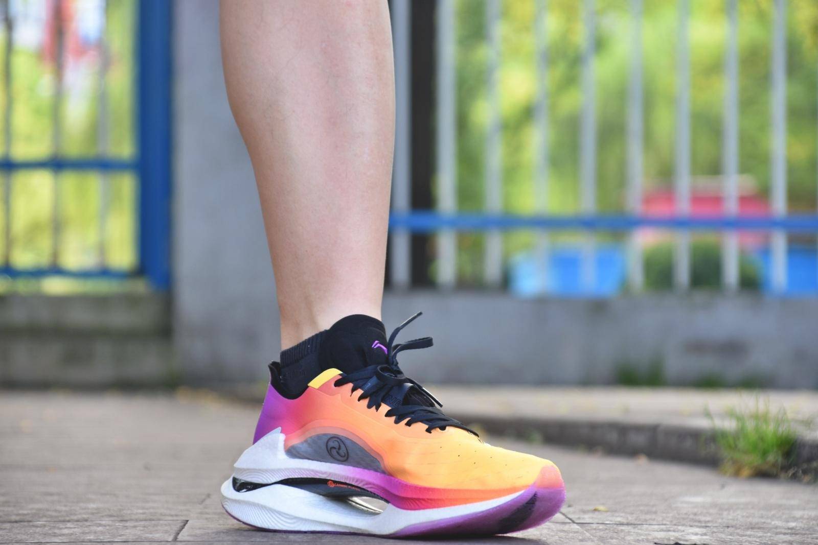 跑鞋体验测评,李宁缓震最好的跑鞋