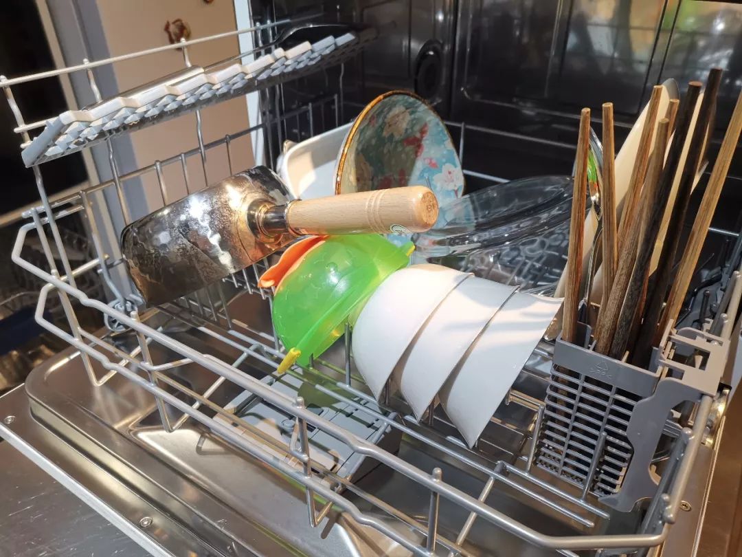 西门子洗碗机视频全过程,西门子洗碗机台式评测