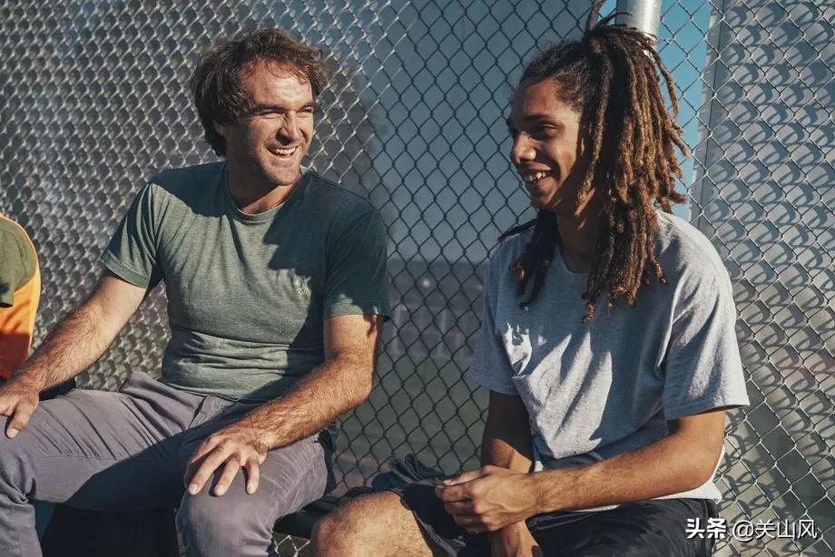 足球是一个共同的目标——年轻的难民如何通过足球找到归属和机会